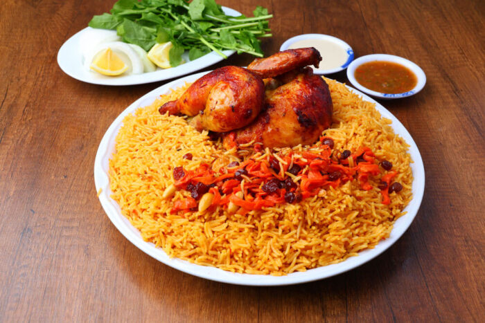 نصف-دجاج-شواية-بنكهة-الباربيكيو-مع-الرز